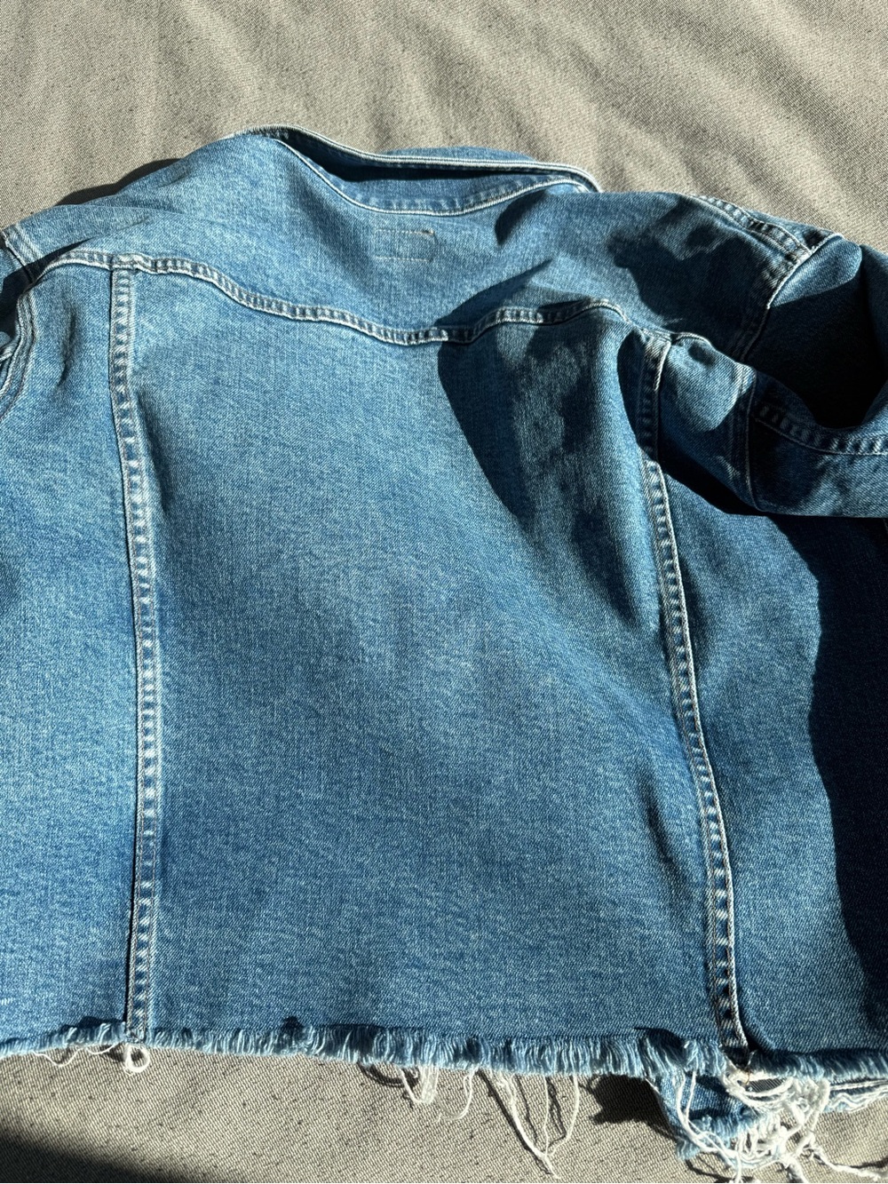 MOTHER Light Blue Distressed Frayed-Hem Denim Jacket - Picture 7 of 7